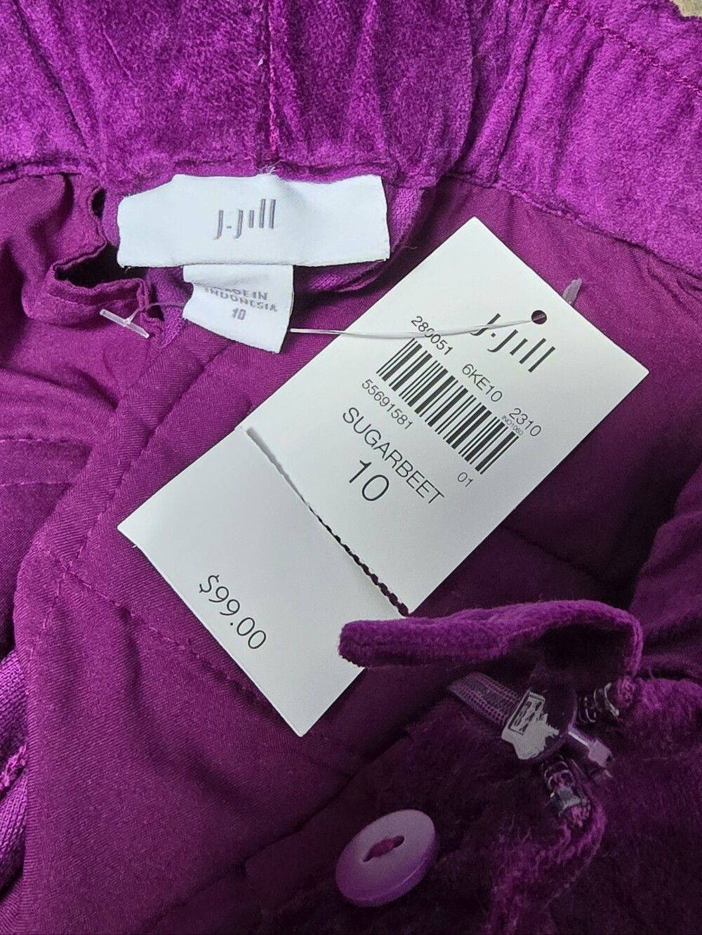 ๐๏ธ J. Jill Velveteen Stretch Slim Leg Trouser in Sugarbeet Purple - Picture 13 of 13